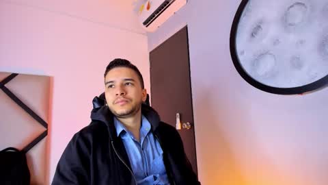 Mike  online show from November 2025 11:35:01 AM