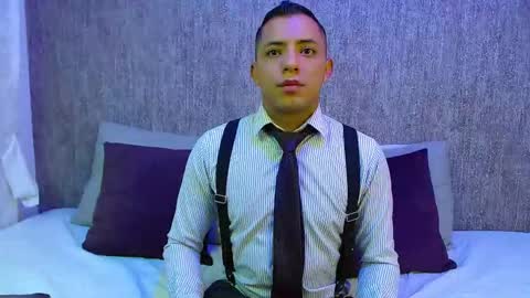 mike_fetiche online show from October 2025 05:00:02 AM