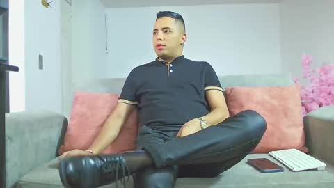 Im Mike online show from February 2026 12:23:01 PM