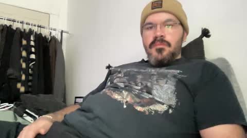 mikeatron2000 online show from January 2025 08:28:02 PM