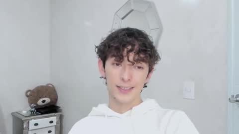 Mikebelf4 online show from February 2026 09:00:01 PM