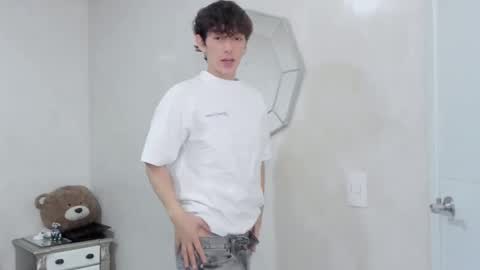 Mikebelf4 online show from February 2026 10:17:02 PM