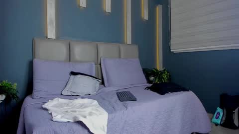 Mike Blare online show from December 2024 10:23:02 PM