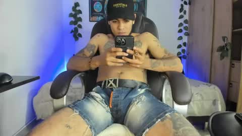 mikee_scooth online show from February 2025 05:14:02 AM