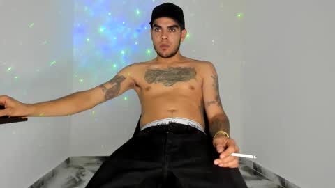 mikee_scooth online show from April 2026 05:23:01 PM
