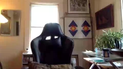 Snapshot of mikelub11235 chatting on January 2025 08:21:01 PM mikelub11235 online show from January 2025 08:21:01 PM