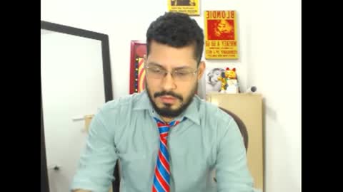 Snapshot of mikeriverx chatting on February 2025 08:15:01 PM mikeriverx online show from February 2025 08:15:01 PM