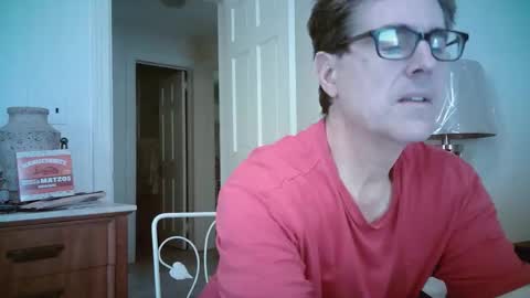 Snapshot of mikewulds chatting on May 2026 02:25:01 PM Mike online show from May 2026 02:25:01 PM