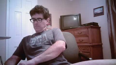 Snapshot of mikewulds chatting on July 2026 02:29:02 AM Mike online show from July 2026 02:29:02 AM