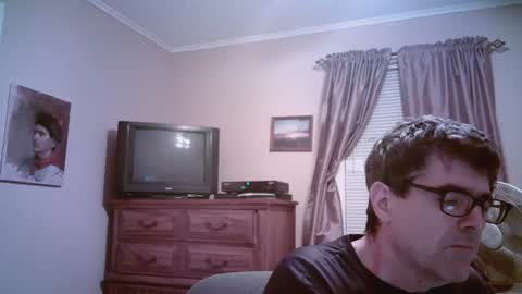 Snapshot of mikewulds chatting on July 2026 01:54:01 AM Mike online show from July 2026 01:54:01 AM
