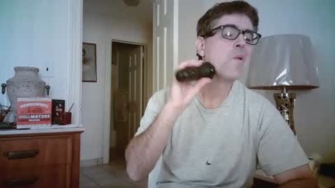 Snapshot of mikewulds chatting on July 2026 01:26:01 PM Mike online show from July 2026 01:26:01 PM
