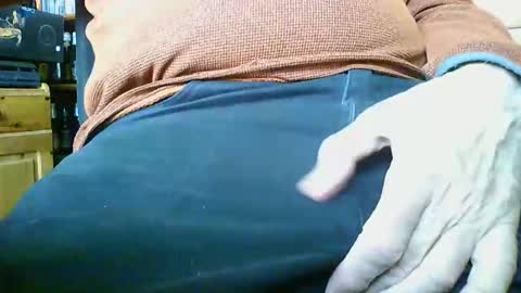 Snapshot of mikeybed chatting on March 2026 11:54:01 AM mikeybed online show from March 2026 11:54:01 AM