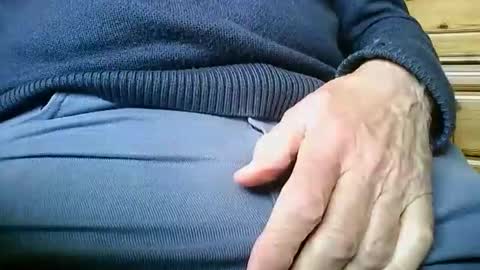 Snapshot of mikeybed chatting on April 2026 02:18:02 PM mikeybed online show from April 2026 02:18:02 PM