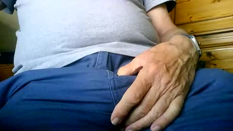 Snapshot of mikeybed chatting on July 2026 09:23:02 AM mikeybed online show from July 2026 09:23:02 AM