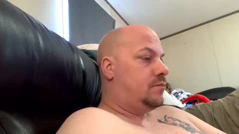 mikeylikesit2222 online show from December 2024 05:42:02 PM