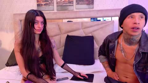 Mike  Sara online show from December 2025 12:10:01 PM