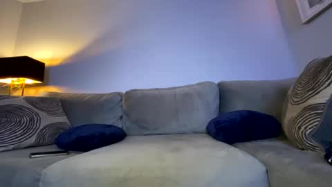 mikeywhite123 online show from December 2024 04:44:01 AM