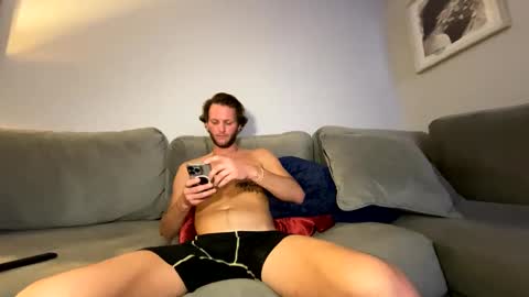 mikeywhite123 online show from January 2025 02:01:01 AM