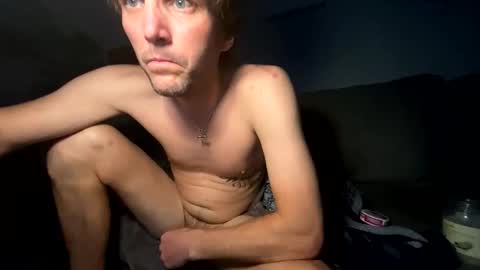 Snapshot of mikeywhite123 chatting on April 2026 06:03:02 AM mikeywhite123 online show from April 2026 06:03:02 AM