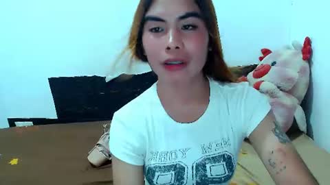 Snapshot of mikhaylaanderson chatting on June 2026 11:52:02 AM Mikhayla online show from June 2026 11:52:02 AM