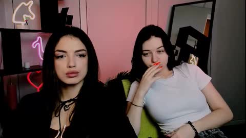 miki_ti online show from November 2025 09:20:02 AM