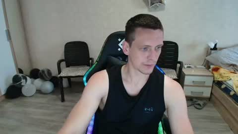 Snapshot of mikimaus0101 chatting on June 2026 11:30:02 AM Michael online show from June 2026 11:30:02 AM
