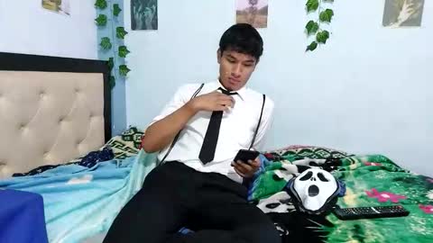 mikk655640 online show from November 2025 01:37:01 AM