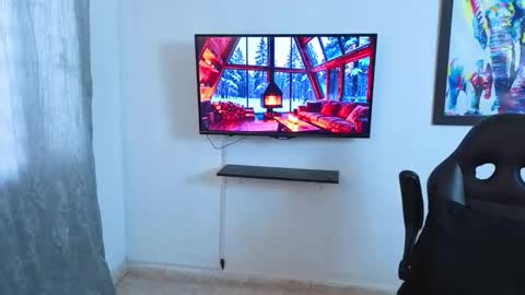 MIKKE online show from December 2025 02:14:02 PM