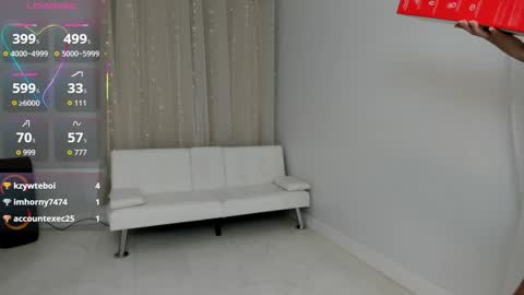 Mikaylah online show from November 2025 03:23:01 PM