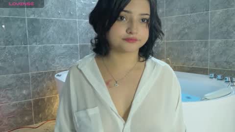 Mikoto Urb online show from December 2025 08:57:02 PM