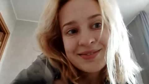 Snapshot of mila_420 chatting on October 2025 08:53:01 AM Mila 420 online show from October 2025 08:53:01 AM