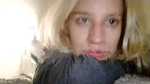 Snapshot of mila_420 chatting on November 2025 10:21:02 PM Mila 420 online show from November 2025 10:21:02 PM