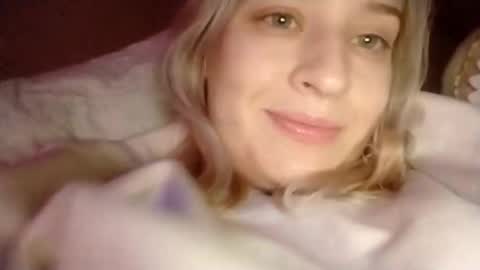 Snapshot of mila_420 chatting on January 2026 09:52:02 PM Mila 420 online show from January 2026 09:52:02 PM