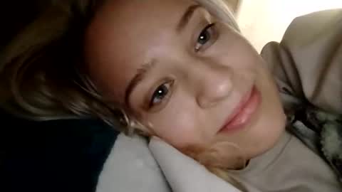 Snapshot of mila_420 chatting on January 2026 12:54:01 PM Mila 420 online show from January 2026 12:54:01 PM