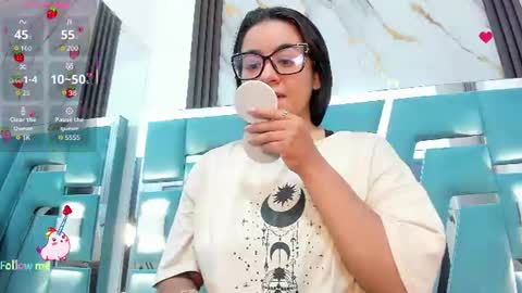 Snapshot of mila_clum chatting on June 2026 11:35:02 AM Camila online show from June 2026 11:35:02 AM