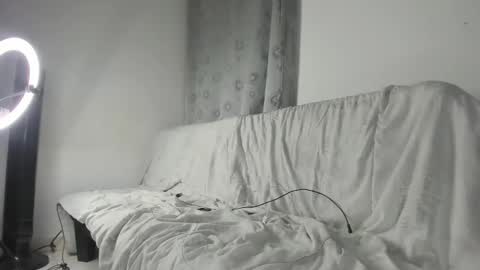 Mila Dash online show from December 2025 11:11:01 PM