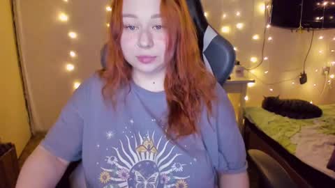 Snapshot of mila_foxxxy chatting on February 2025 08:32:01 PM Mila shy sensual person  online show from February 2025 08:32:01 PM