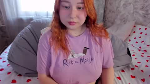 Snapshot of mila_foxxxy chatting on February 2025 09:10:02 AM Mila shy sensual person  online show from February 2025 09:10:02 AM