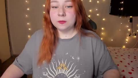 Snapshot of mila_foxxxy chatting on February 2025 11:30:01 AM Mila shy sensual person  online show from February 2025 11:30:01 AM