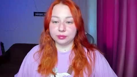 Snapshot of mila_foxxxy chatting on September 2025 08:16:02 AM Mila shy sensual person  online show from September 2025 08:16:02 AM