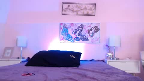 Snapshot of mila_gh1 chatting on December 2024 04:58:01 PM Mila online show from December 2024 04:58:01 PM