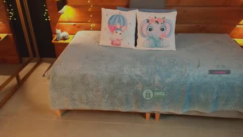 Milena  online show from February 2026 11:14:02 AM