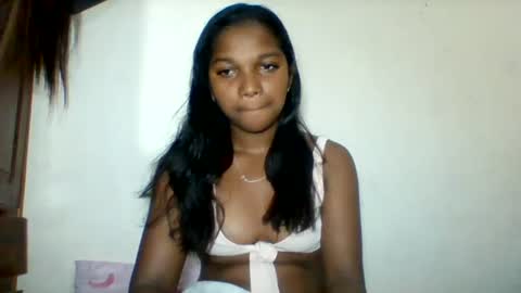 Snapshot of mila_lunah chatting on June 2026 03:53:01 AM mila_lunah online show from June 2026 03:53:01 AM