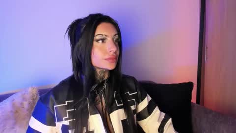     online show from January 2026 09:26:02 AM