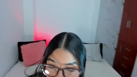 Snapshot of mila_rose1 chatting on June 2026 02:01:01 AM martina online show from June 2026 02:01:01 AM