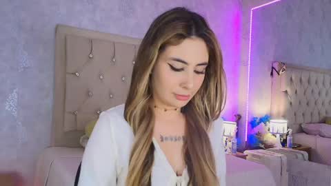  MILA    online show from March 2026 04:06:01 AM