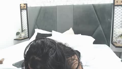 mila online show from February 2025 08:10:02 PM