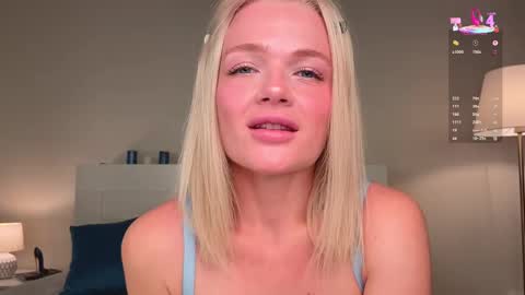 Miss Cutie online show from October 2025 03:37:02 AM