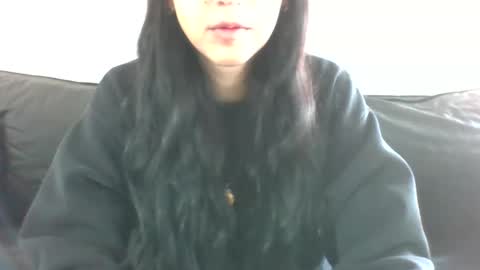 MilaGabor online show from November 2025 01:28:01 PM