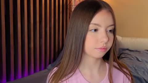 Snapshot of milaice chatting on April 2026 03:07:01 PM Mila online show from April 2026 03:07:01 PM